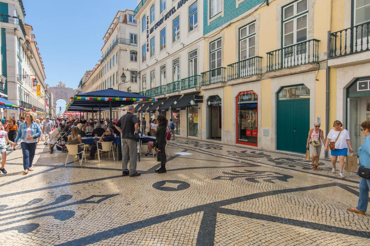 Charming Apartment In Baixa Chiado Lisbon Luaran gambar